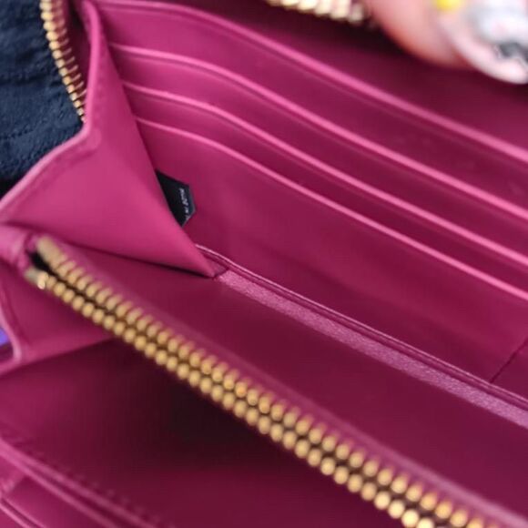 New in Box Prada Tessuto Leather Large Zip Wallet w/ Authenticity card - Picture 10 of 13